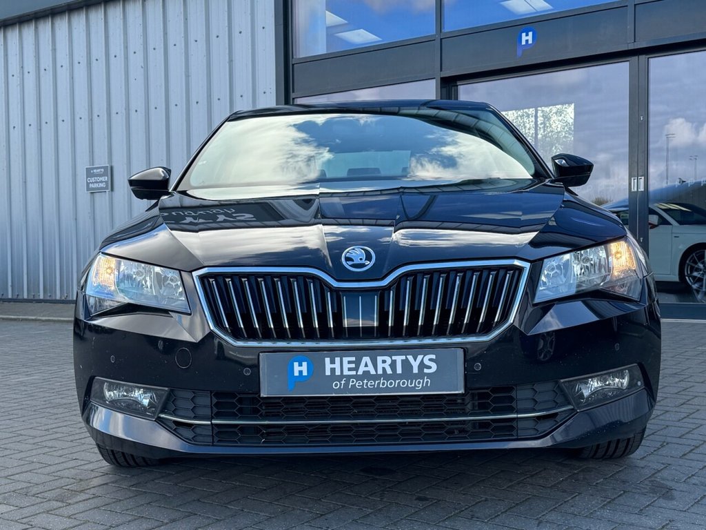 Used Skoda Superb 2019 for sale - 76558732: Photo 2