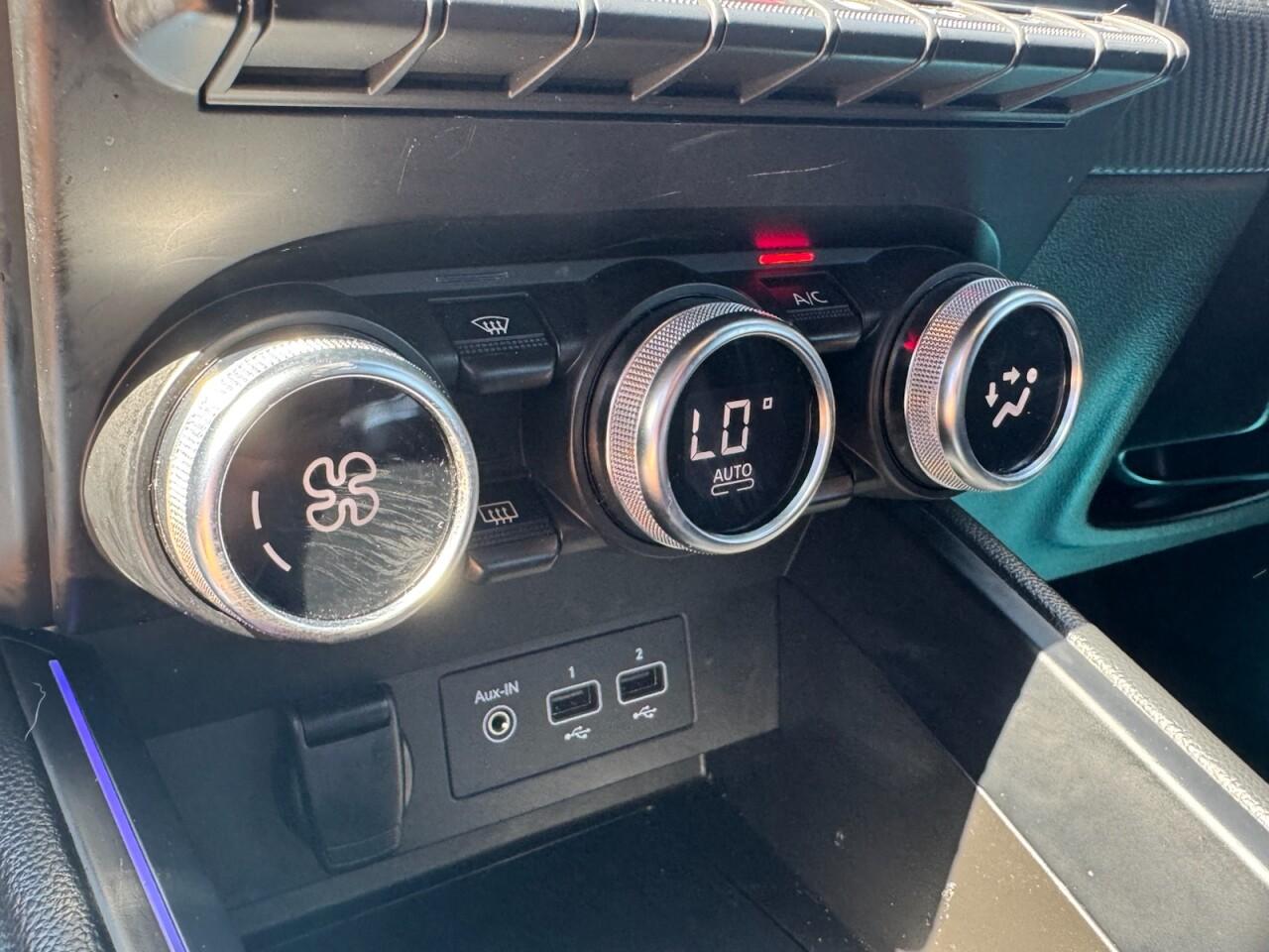 Used Renault Clio for sale - 77754352: Photo 47