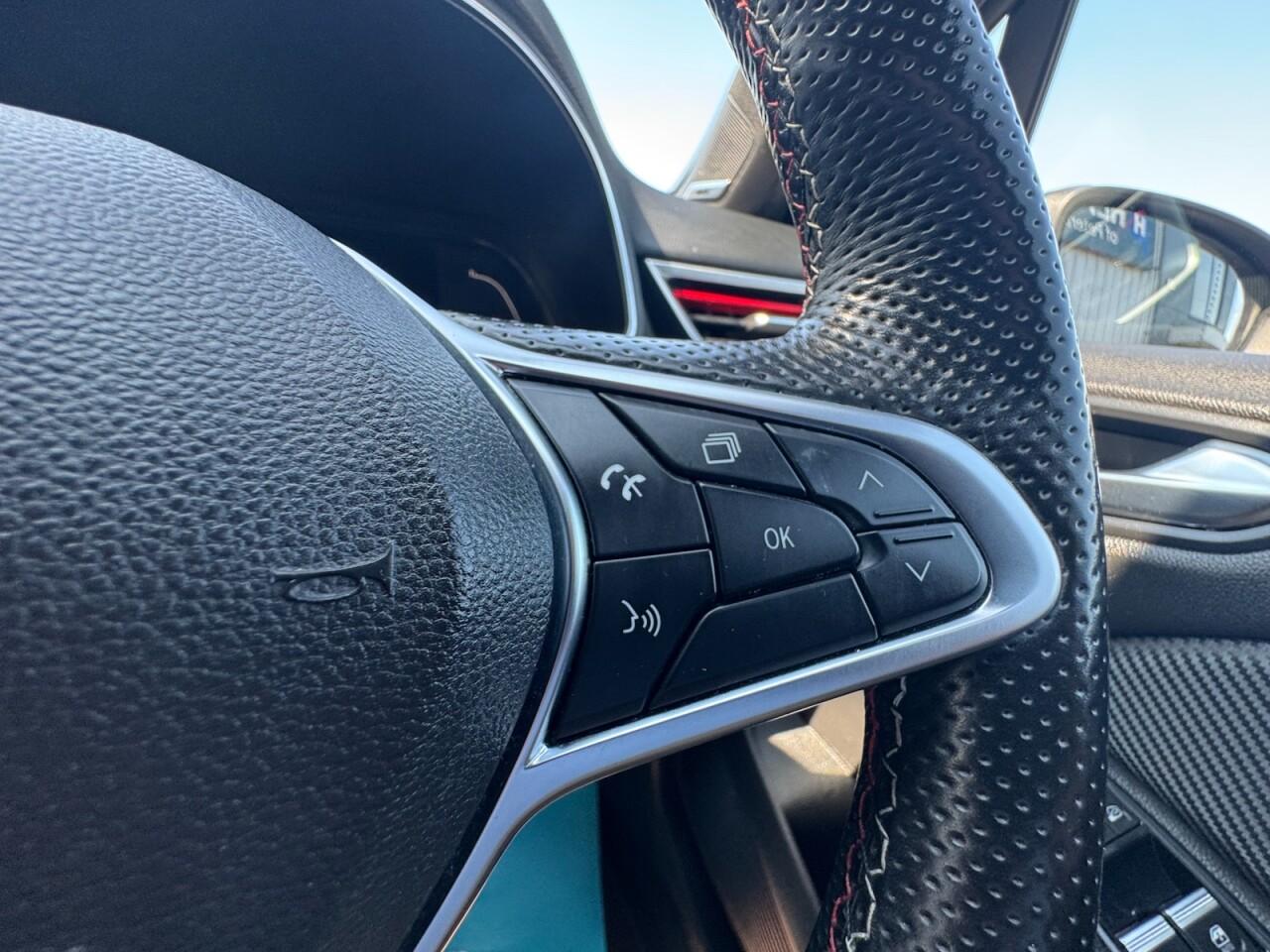 Used Renault Clio for sale - 77754352: Photo 64