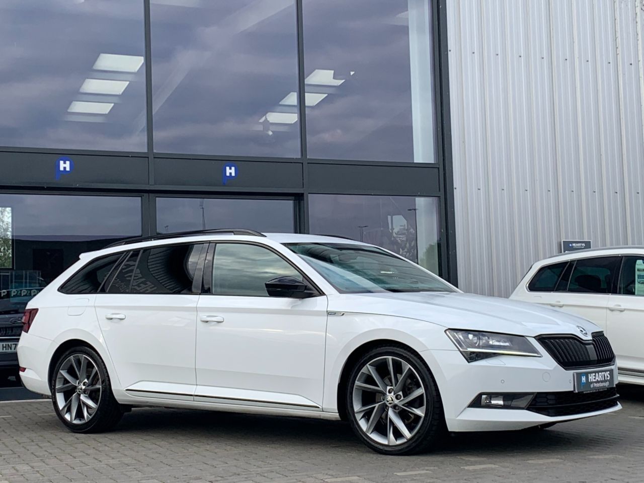 Used Skoda Superb 2018 for sale - 76702209: Photo 14