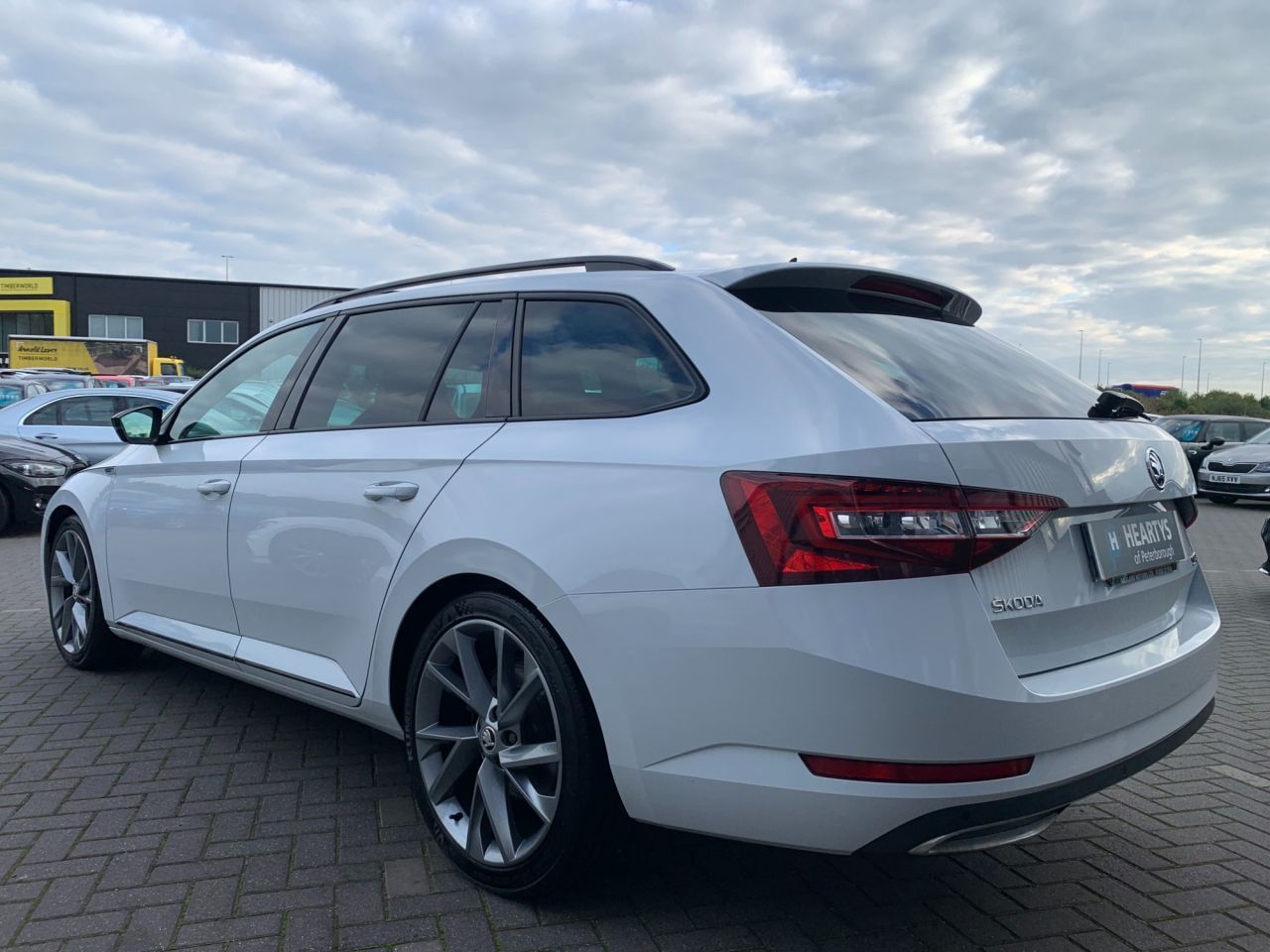 Used Skoda Superb 2018 for sale - 76702209: Photo 20