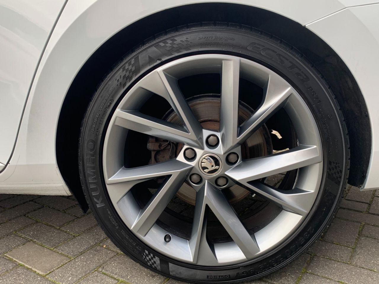 Used Skoda Superb 2018 for sale - 76702209: Photo 30