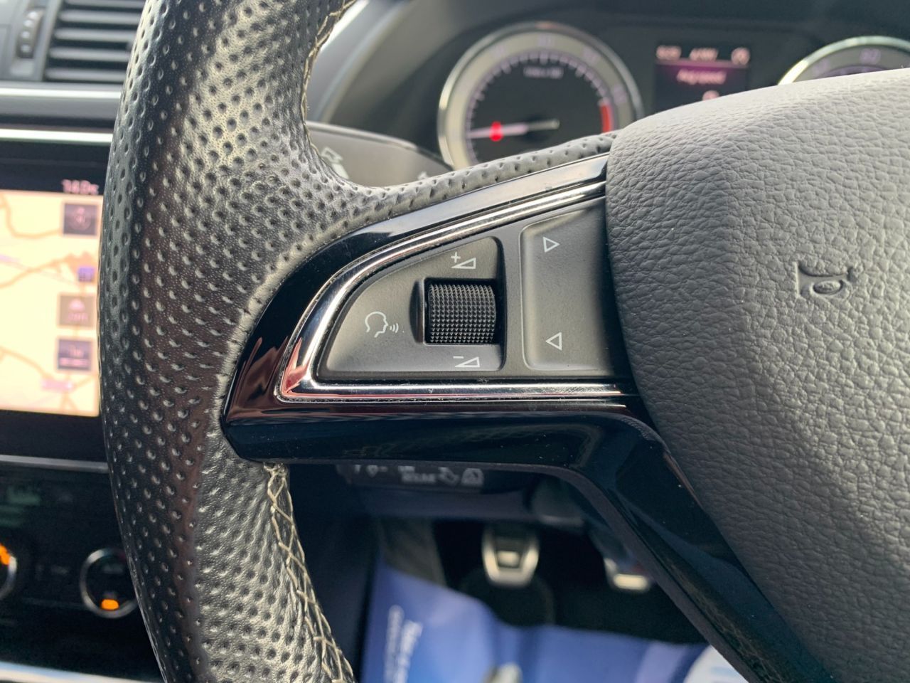 Used Skoda Superb 2018 for sale - 76702209: Photo 62