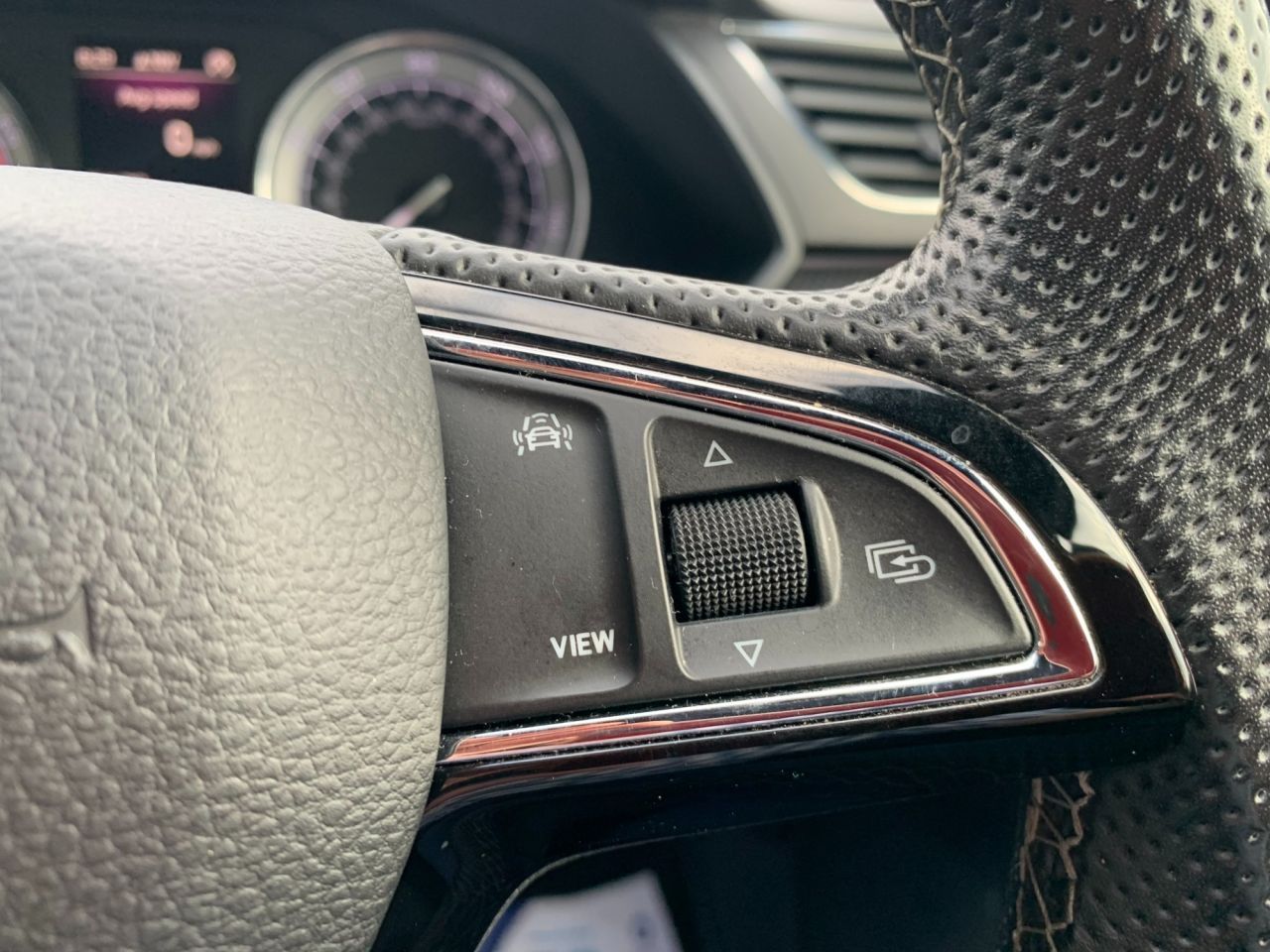 Used Skoda Superb 2018 for sale - 76702209: Photo 63