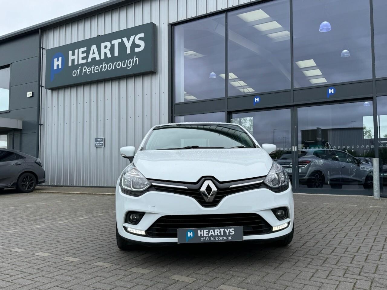Used Renault Clio 2019 for sale - 76702182: Photo 28