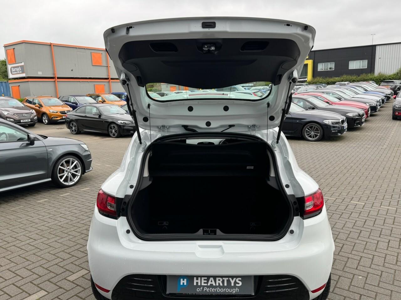 Used Renault Clio 2019 for sale - 76702182: Photo 34