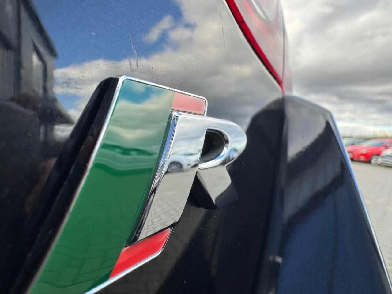 Used Jaguar XKR 2008 for sale - 76702391: Photo 21