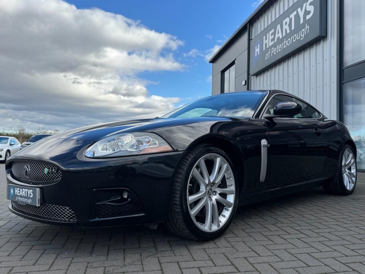 Used Jaguar XKR 2008 for sale - 76702391: Photo 4