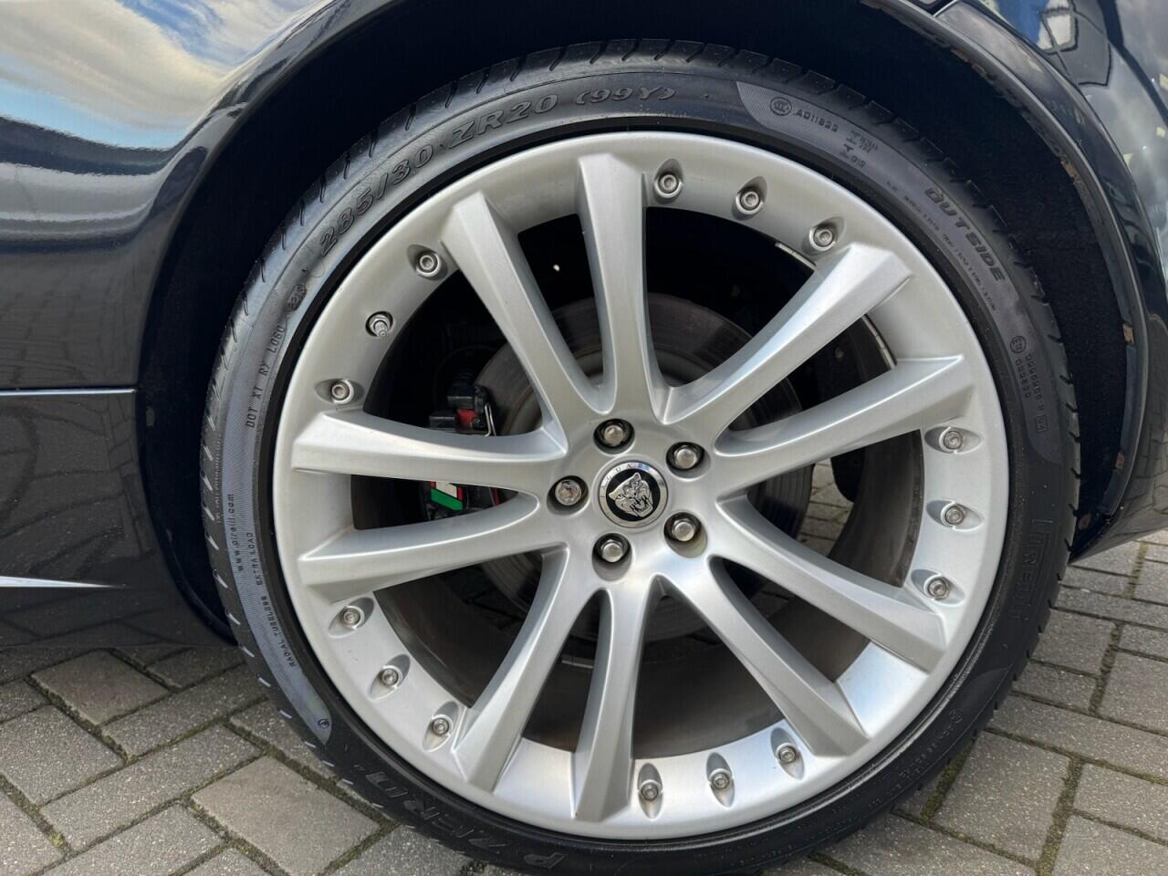 Used Jaguar XKR 2008 for sale - 76702391: Photo 41