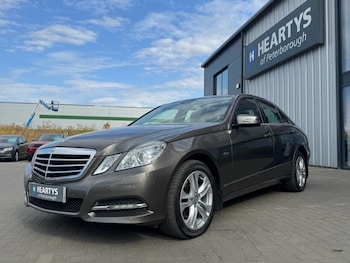 Used Mercedes-Benz E Class 2011 for sale - 79387496: Photo