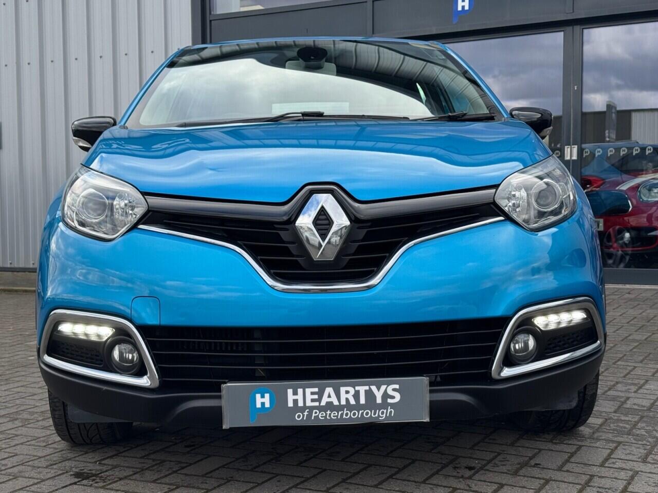 Used Renault Captur 2015 for sale - 77255438: Photo 2