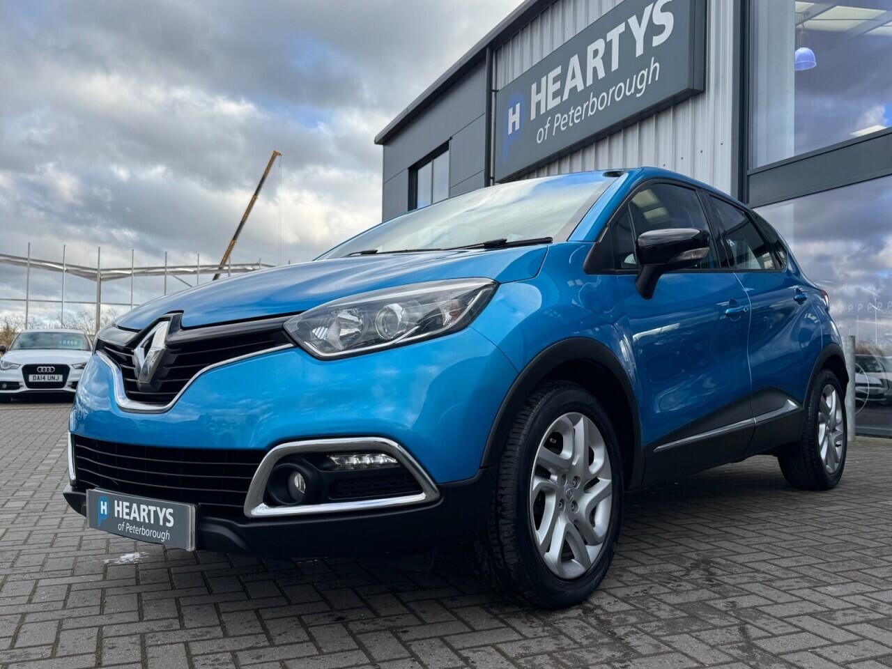 Used Renault Captur 2015 for sale - 77255438: Photo 4