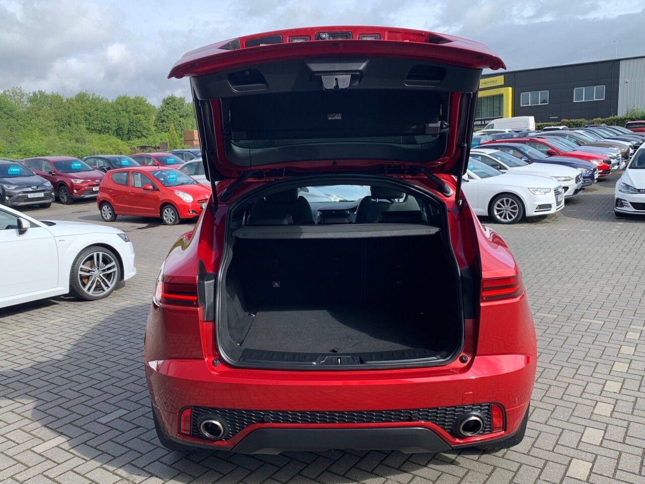 Used Jaguar E-Pace 2018 for sale - 76990764: Photo 45