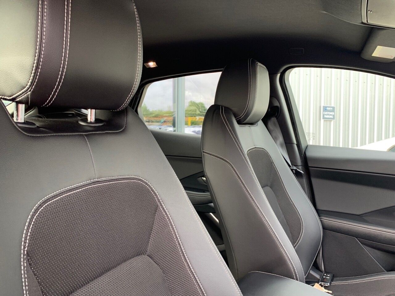 Used Jaguar E-Pace 2018 for sale - 76990764: Photo 60