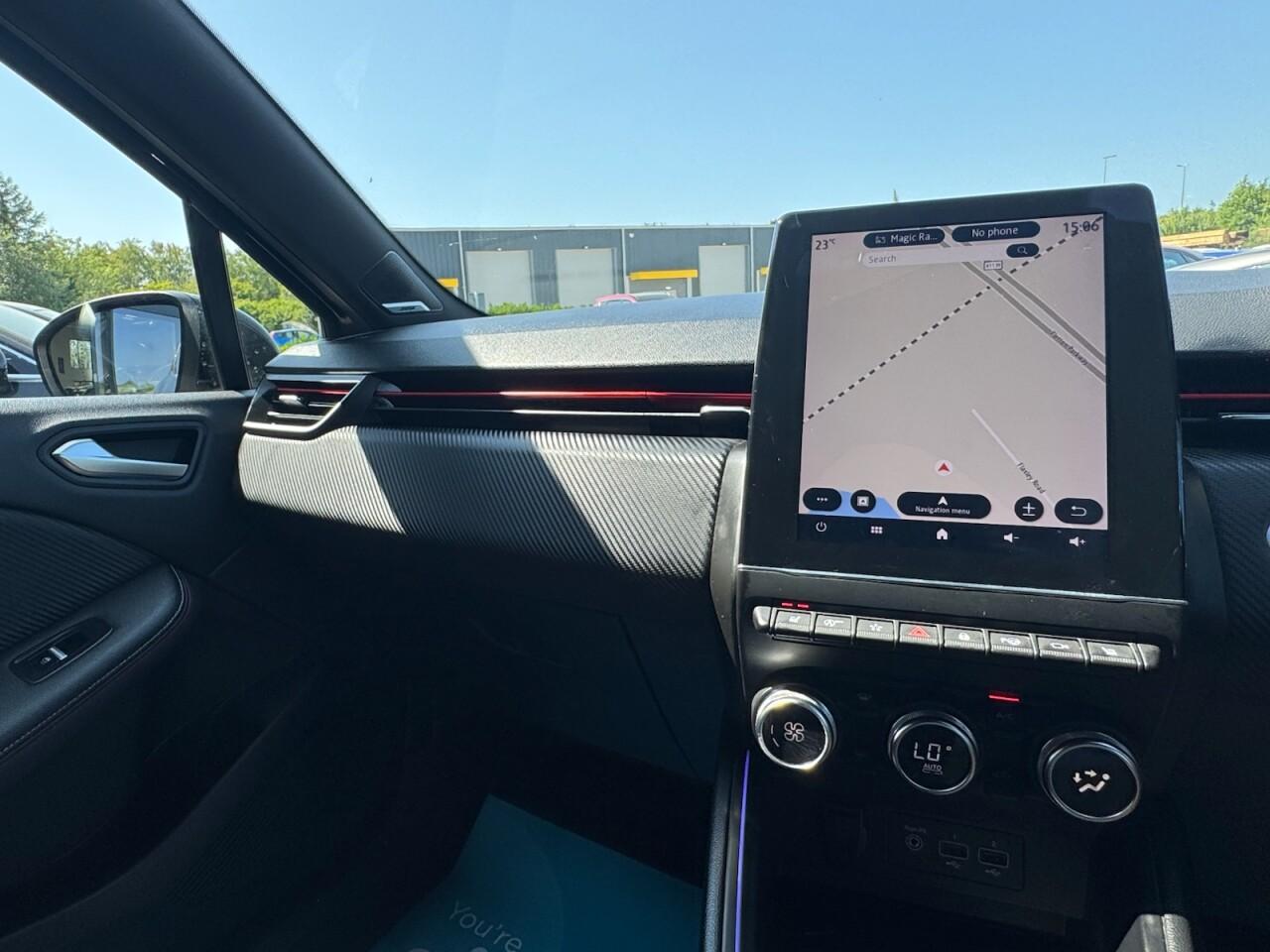 Used Renault Clio 2020 for sale - 76702379: Photo 60