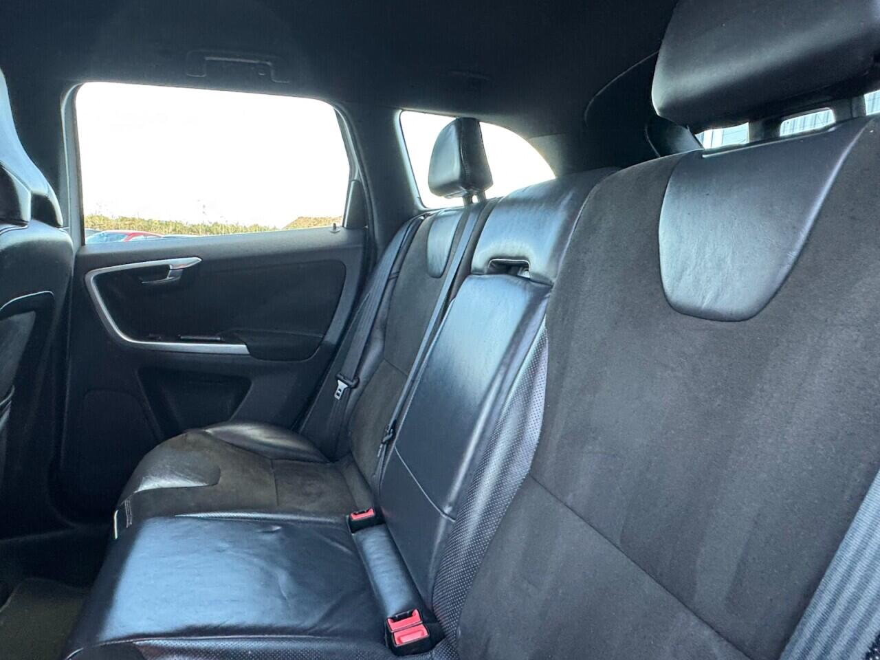 Used Volvo XC60 2017 for sale - 76701106: Photo 27