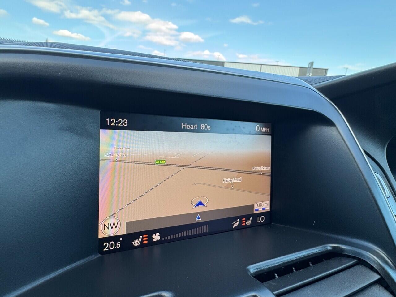 Used Volvo XC60 2017 for sale - 76701106: Photo 33