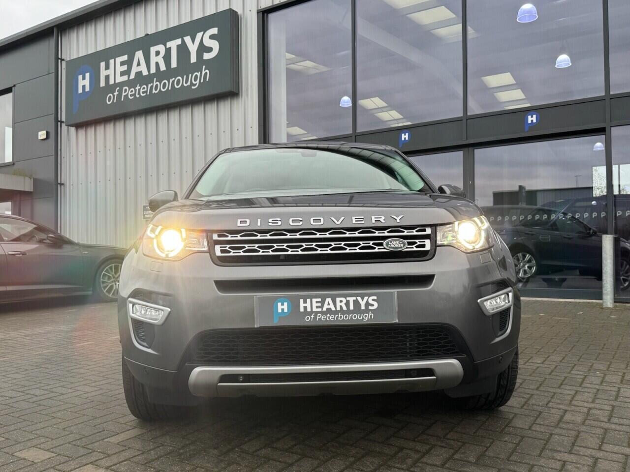 Used Land Rover Discovery Sport 2017 for sale - 76701748: Photo 8