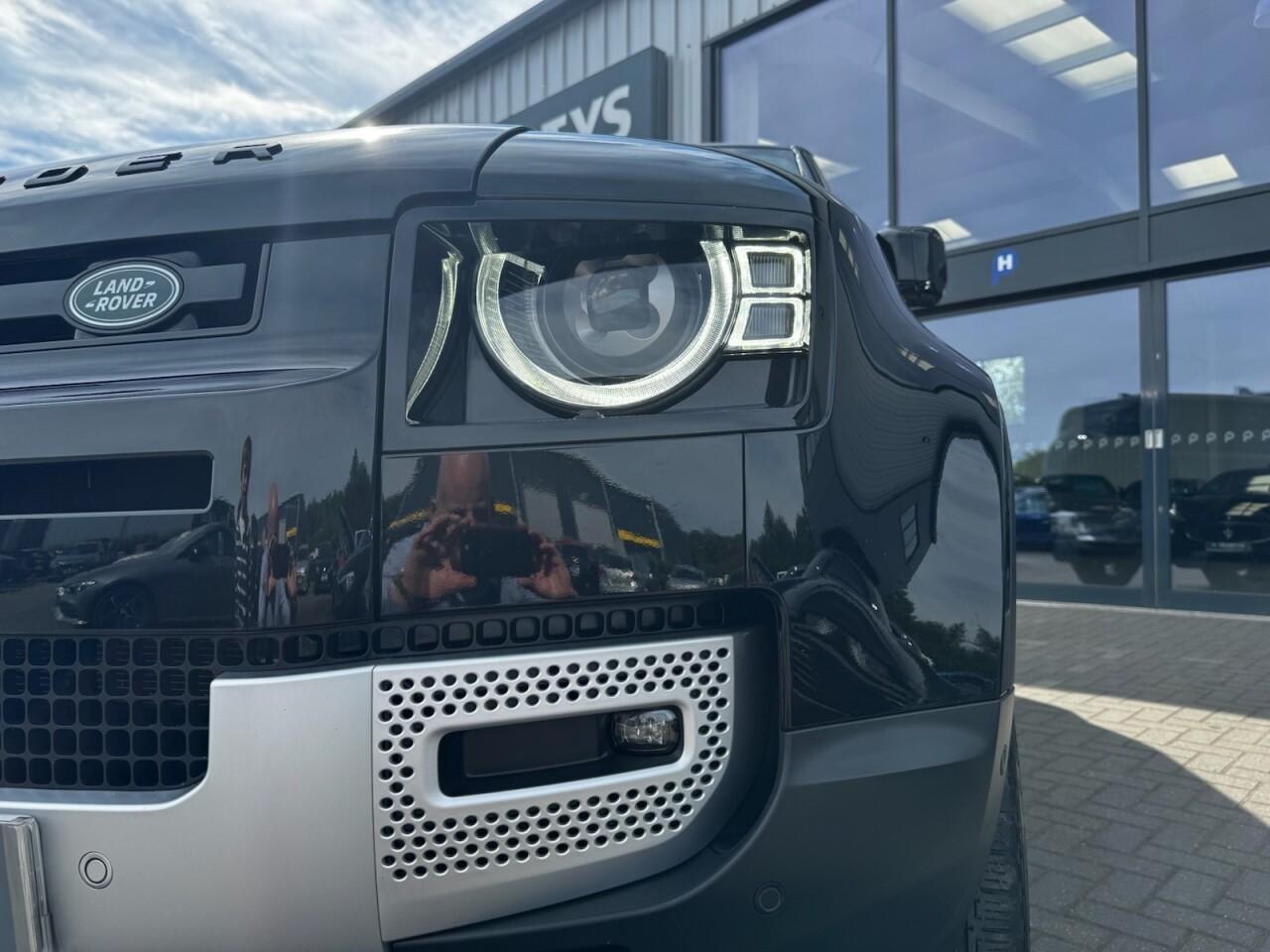 Used Land Rover Defender 2023 for sale - 77351924: Photo 49