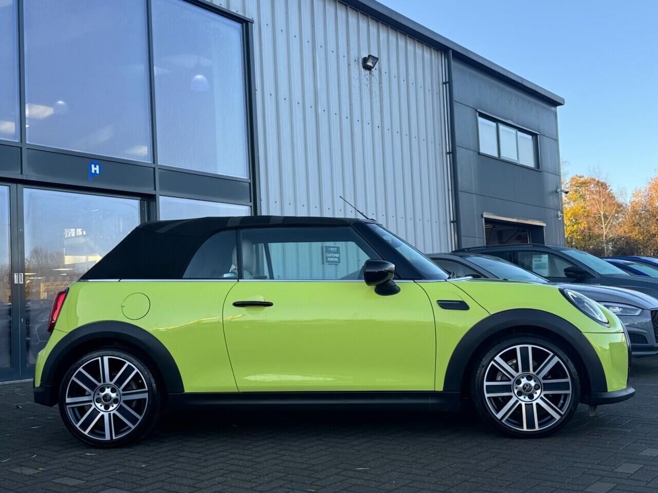 Used MINI Convertible 2021 for sale - 76765847: Photo 12