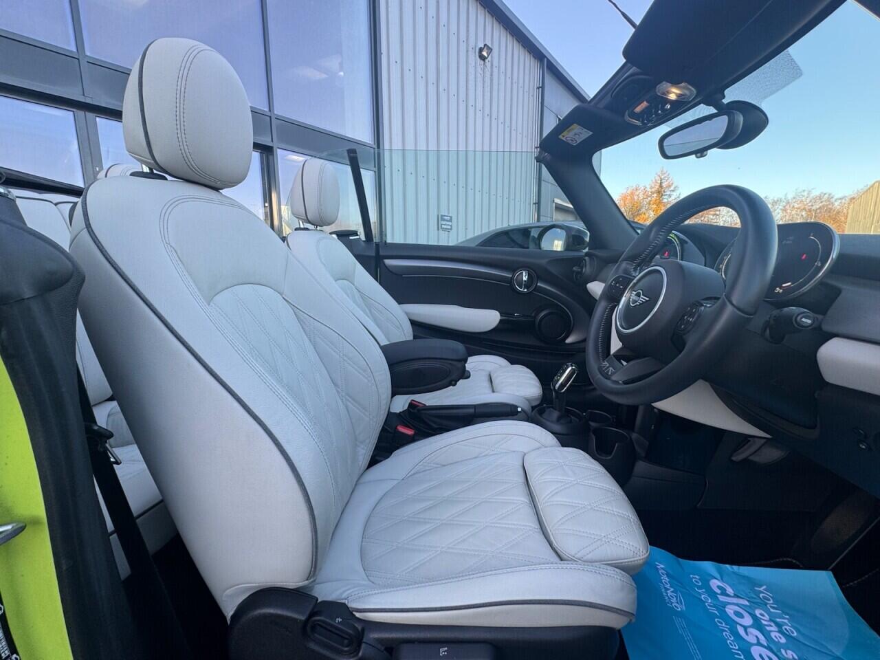 Used MINI Convertible 2021 for sale - 76765847: Photo 13