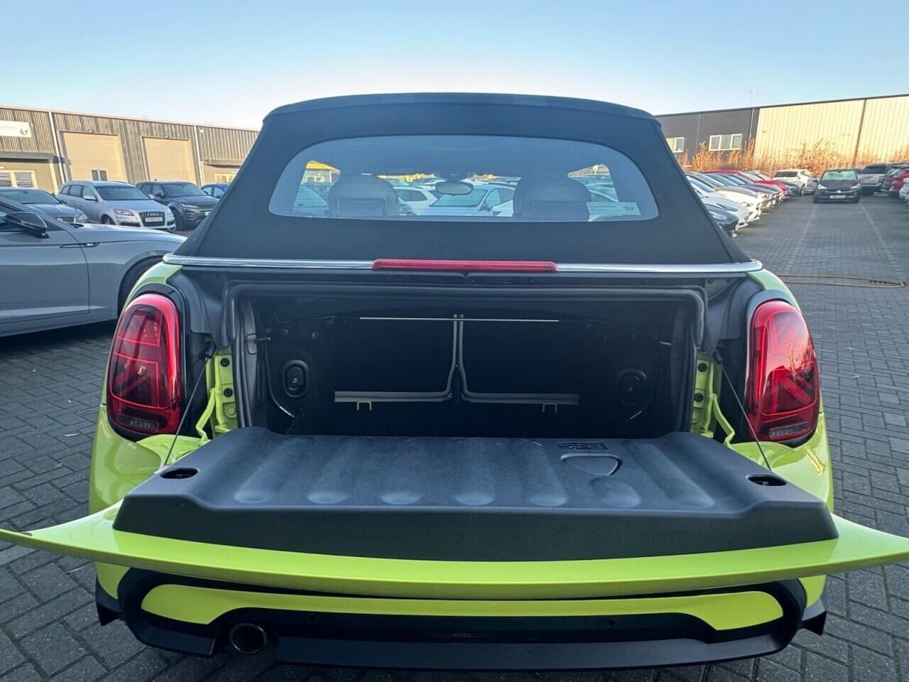 Used MINI Convertible 2021 for sale - 76765847: Photo 18