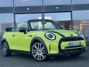 Used MINI Convertible 2021 for sale - 76765847: Photo