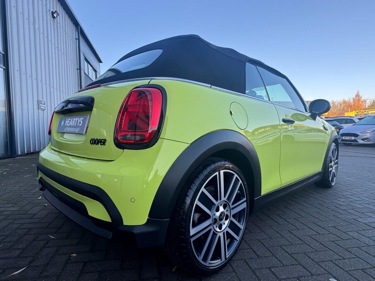 Used MINI Convertible 2021 for sale - 76765847: Photo 20