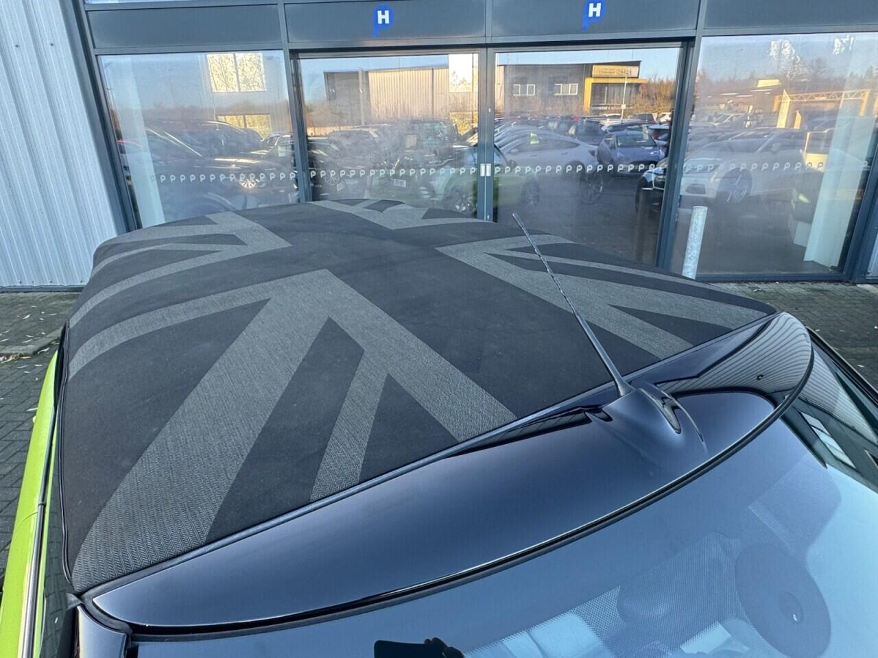 Used MINI Convertible 2021 for sale - 76765847: Photo 24