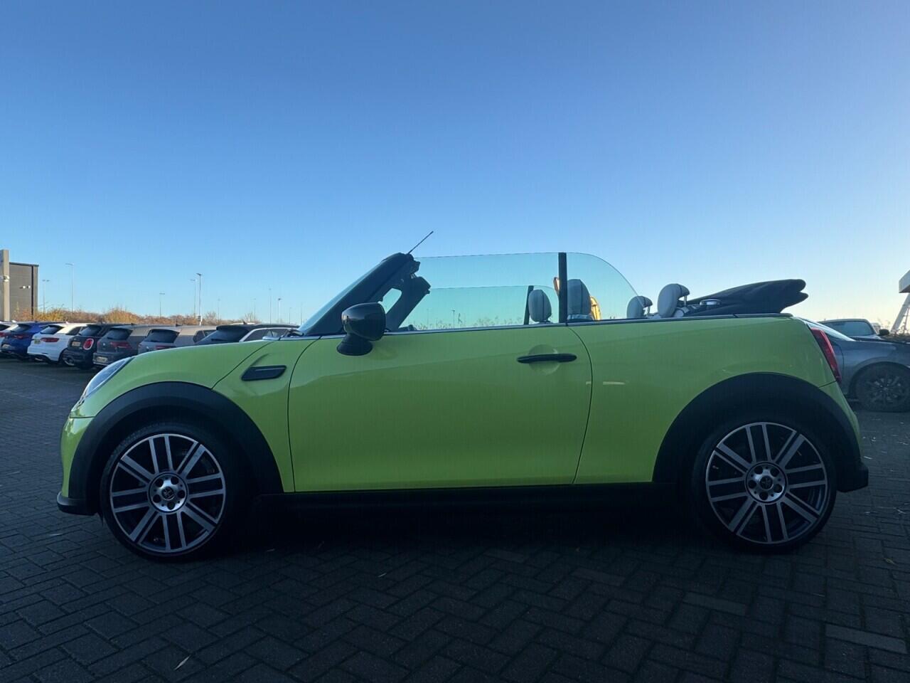Used MINI Convertible 2021 for sale - 76765847: Photo 28