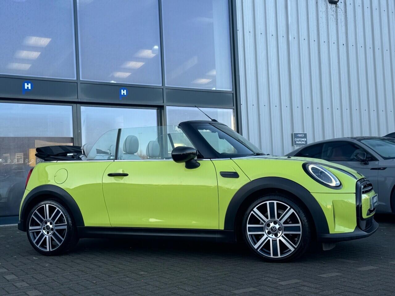 Used MINI Convertible 2021 for sale - 76765847: Photo 35
