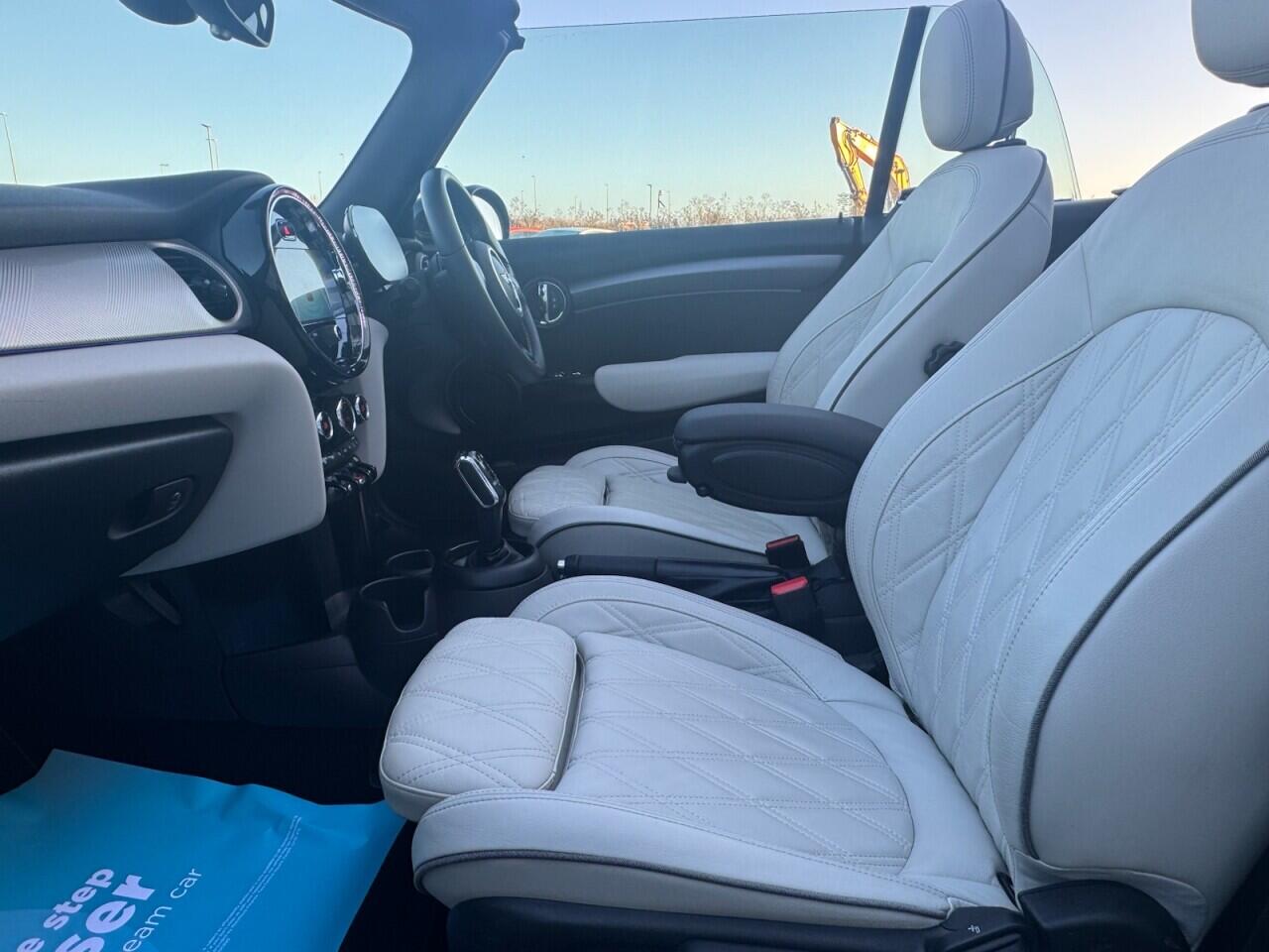 Used MINI Convertible 2021 for sale - 76765847: Photo 38