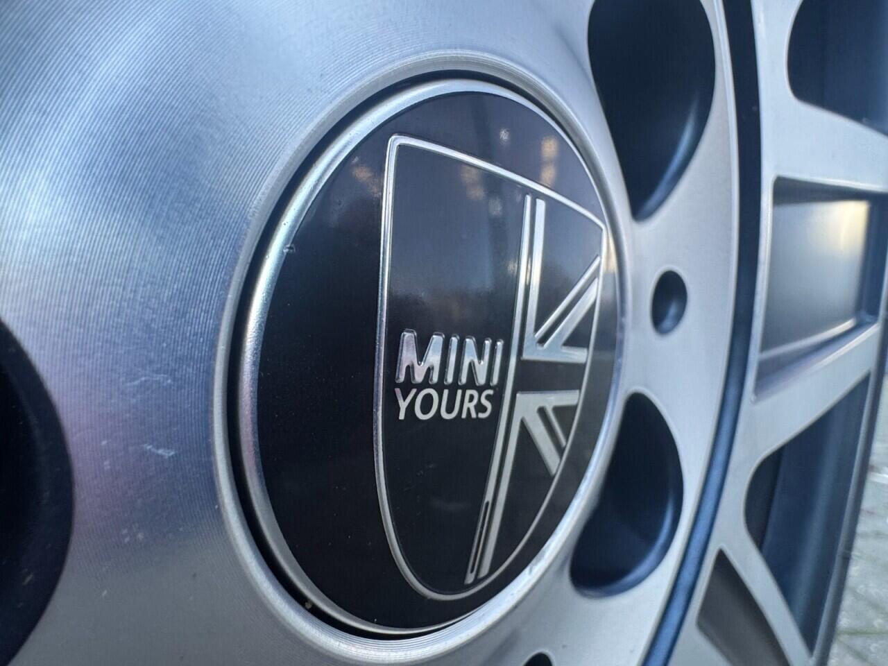 Used MINI Convertible 2021 for sale - 76765847: Photo 40