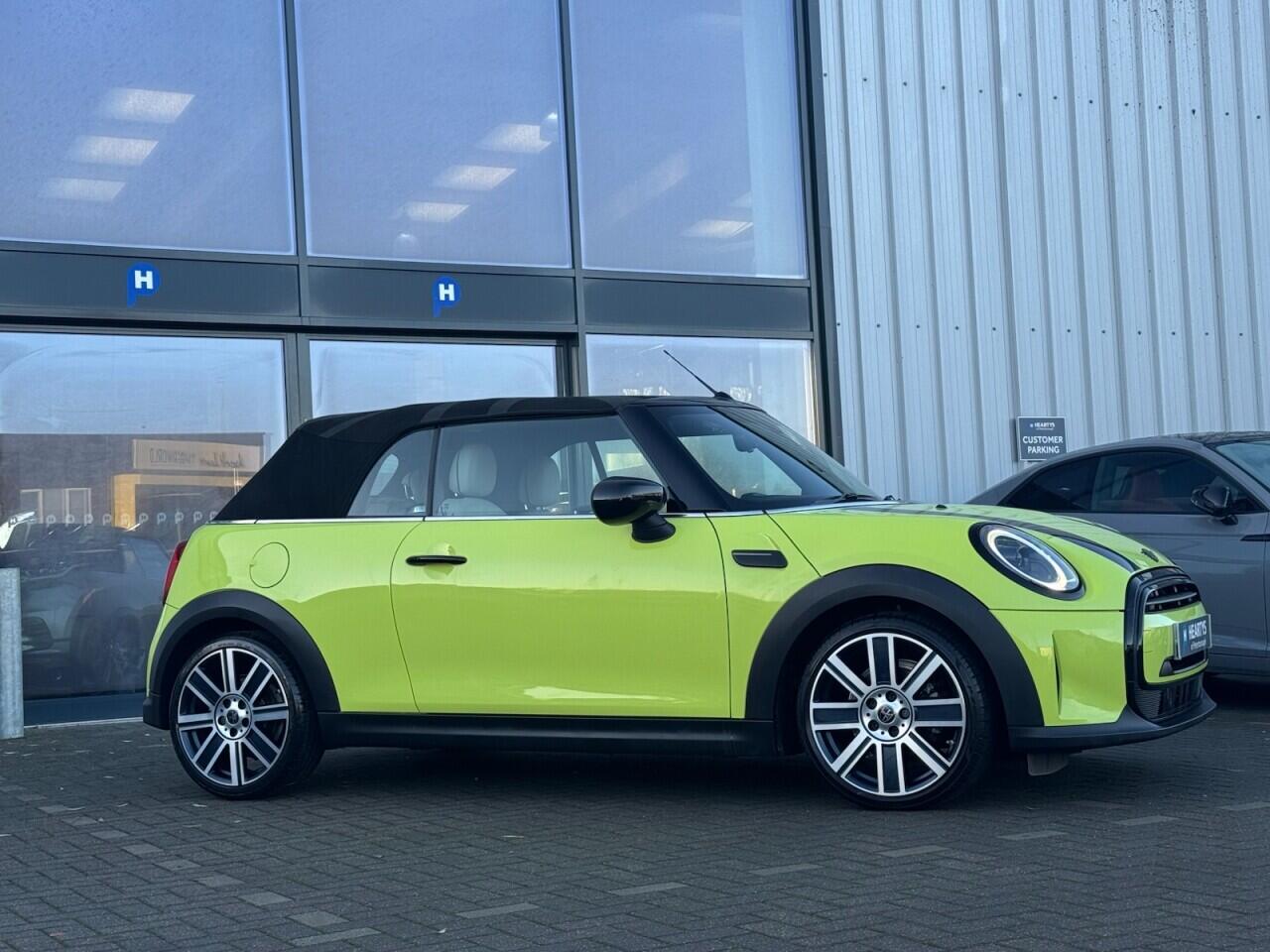 Used MINI Convertible 2021 for sale - 76765847: Photo 6