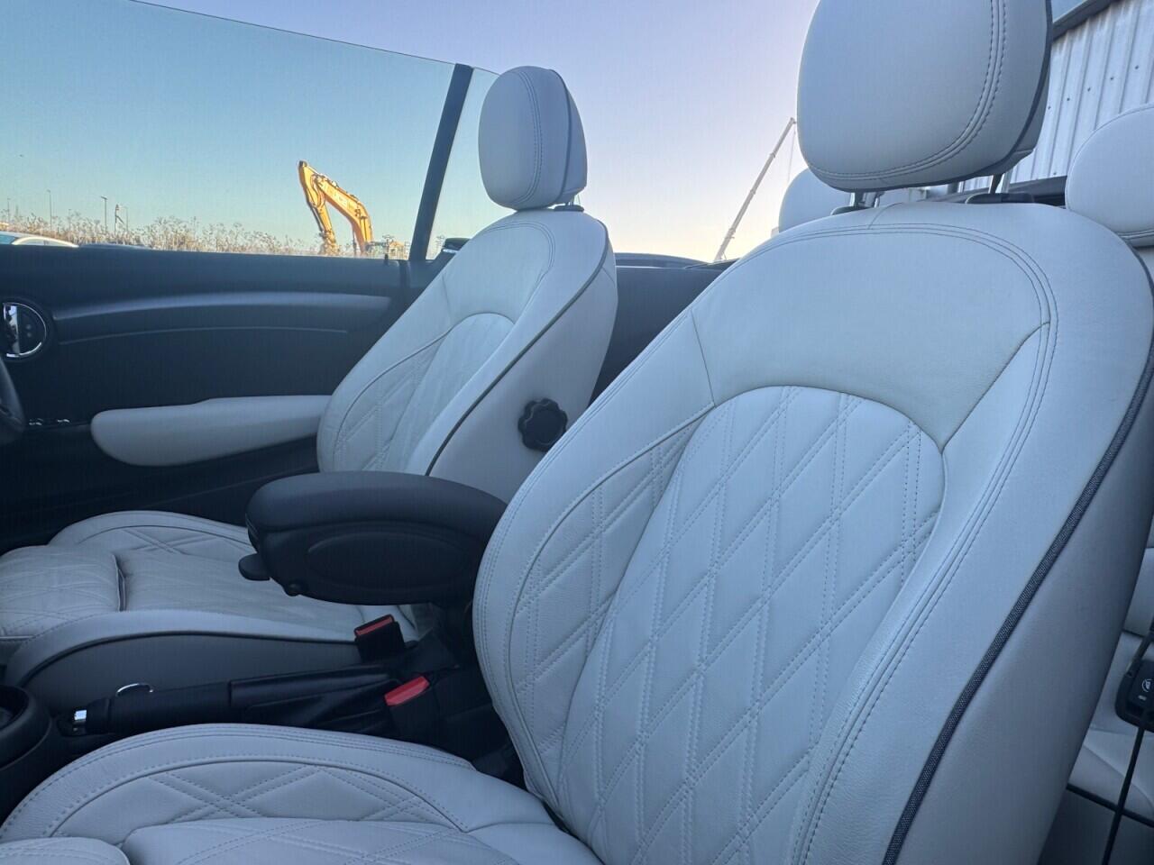 Used MINI Convertible 2021 for sale - 76765847: Photo 63