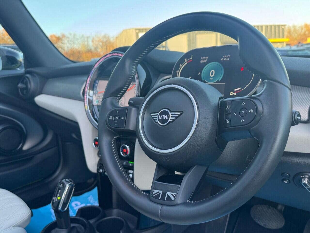 Used MINI Convertible 2021 for sale - 76765847: Photo 77