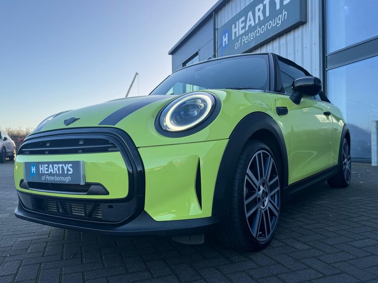 Used MINI Convertible 2021 for sale - 76765847: Photo 8