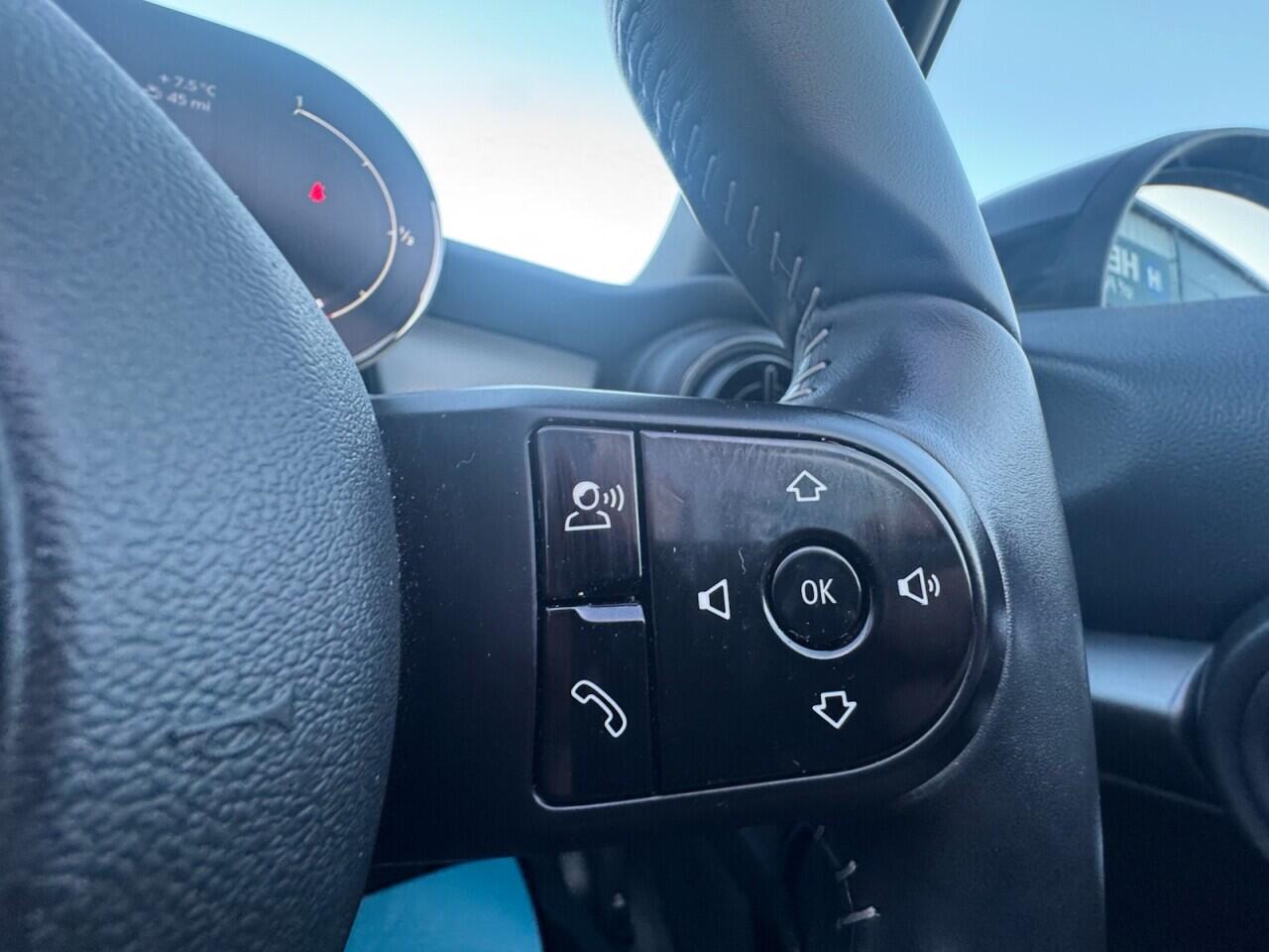 Used MINI Convertible 2021 for sale - 76765847: Photo 81