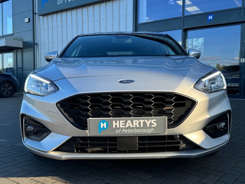 Used Ford Focus 2022 for sale - 76558441: Photo 2