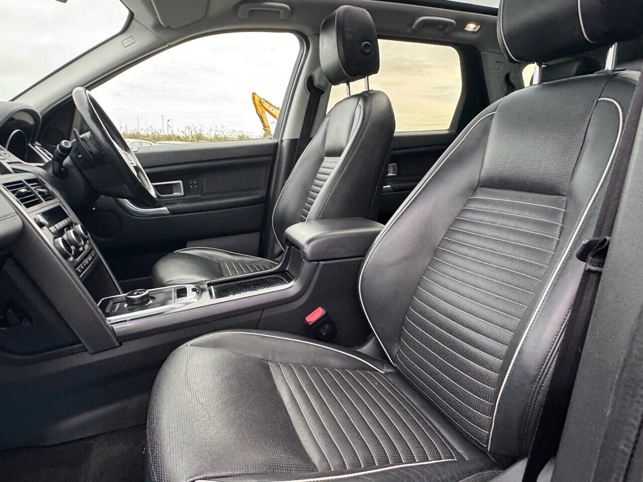 Used Land Rover Discovery Sport 2018 for sale - 76990014: Photo 47