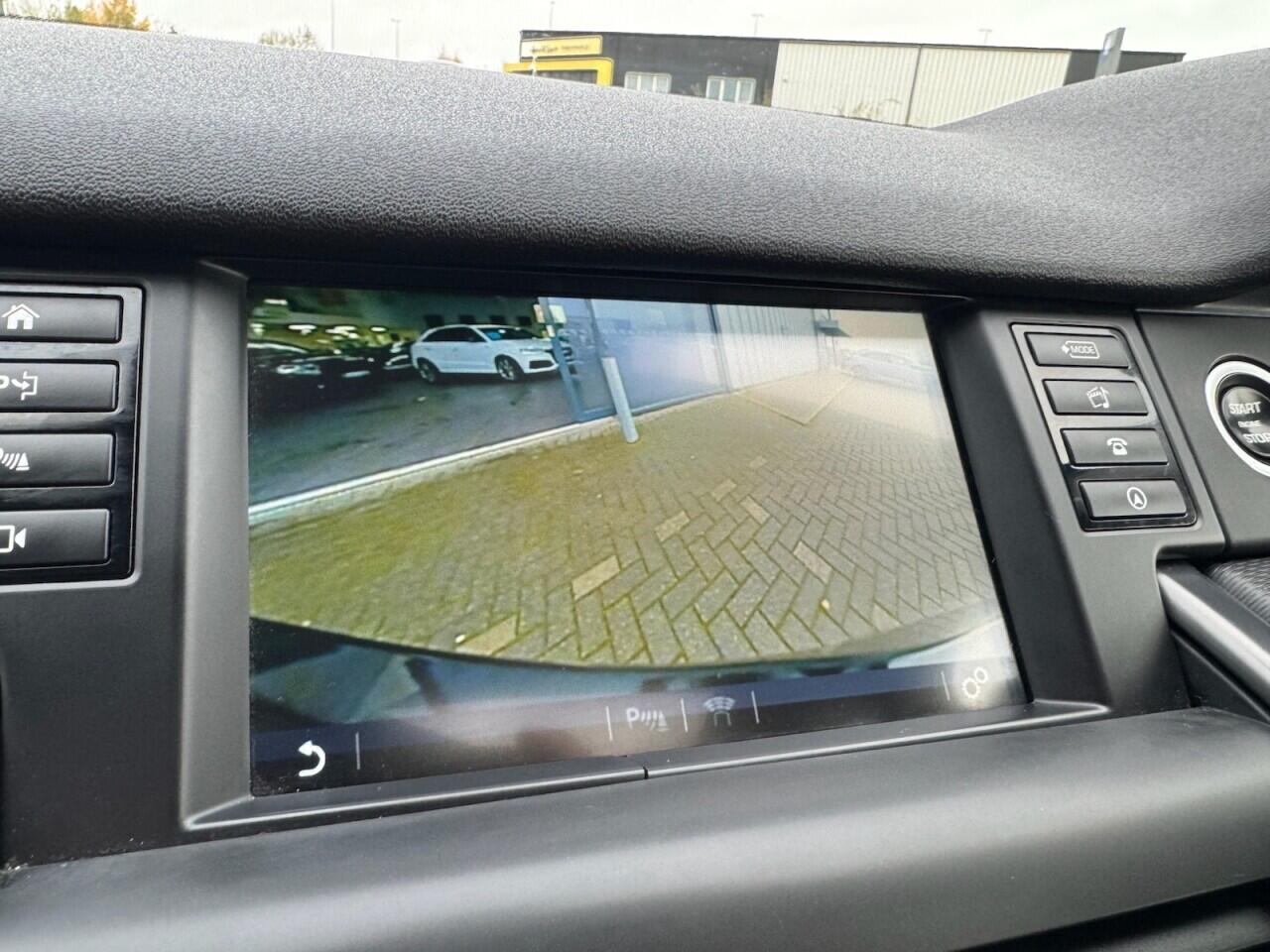 Used Land Rover Discovery Sport 2018 for sale - 76990014: Photo 65