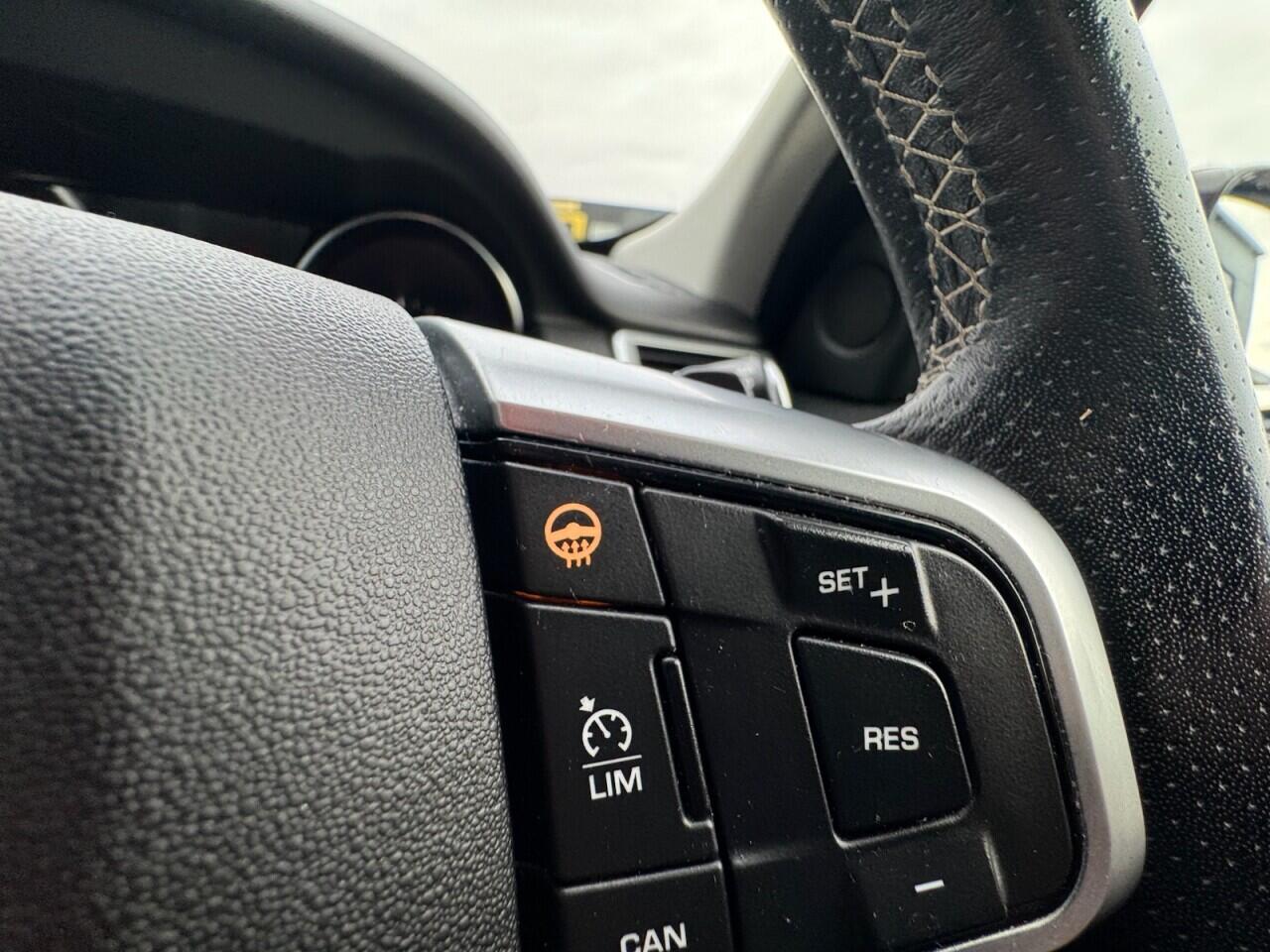 Used Land Rover Discovery Sport 2018 for sale - 76990014: Photo 71