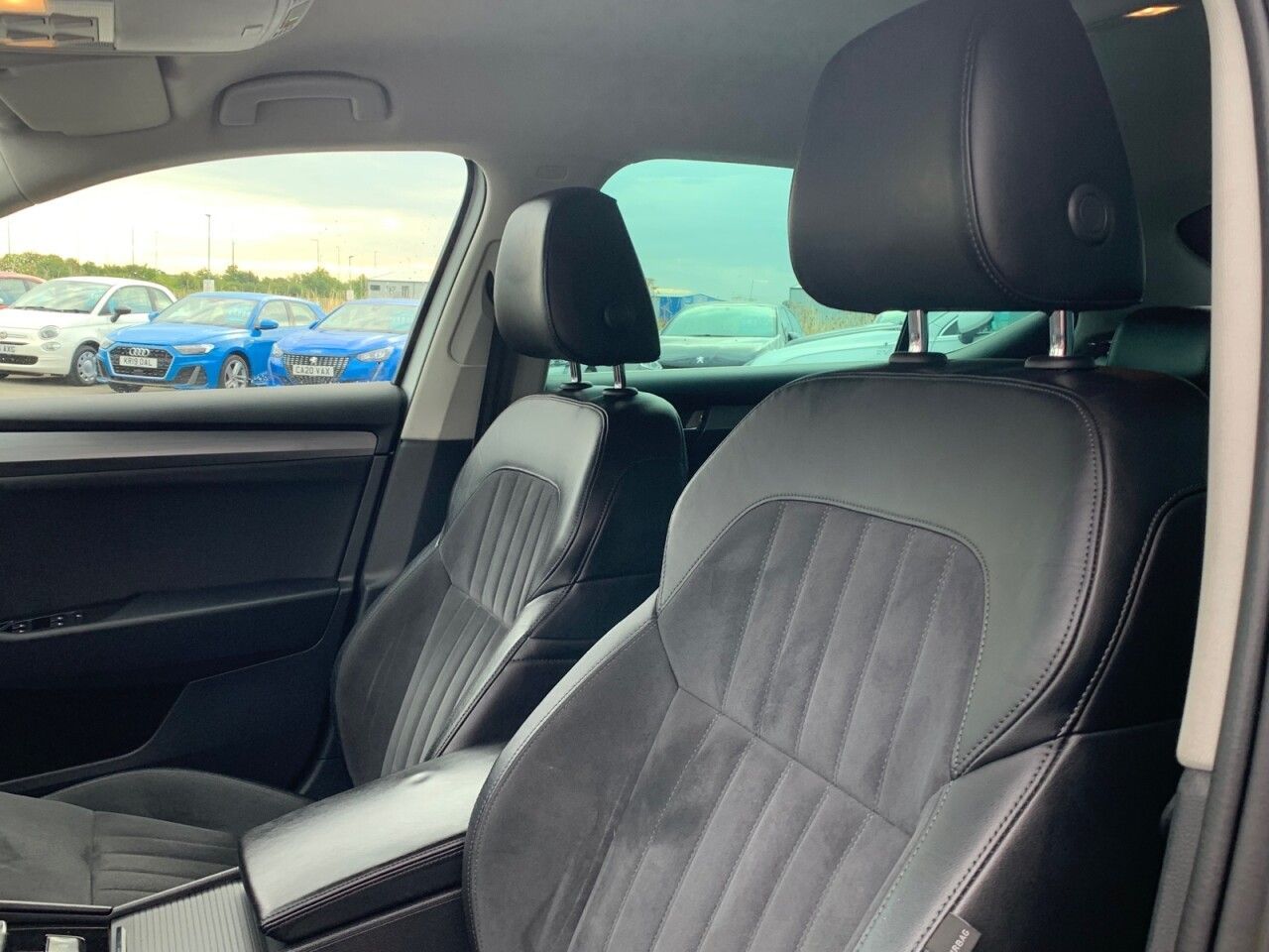 Used Skoda Superb 2017 for sale - 76700915: Photo 45