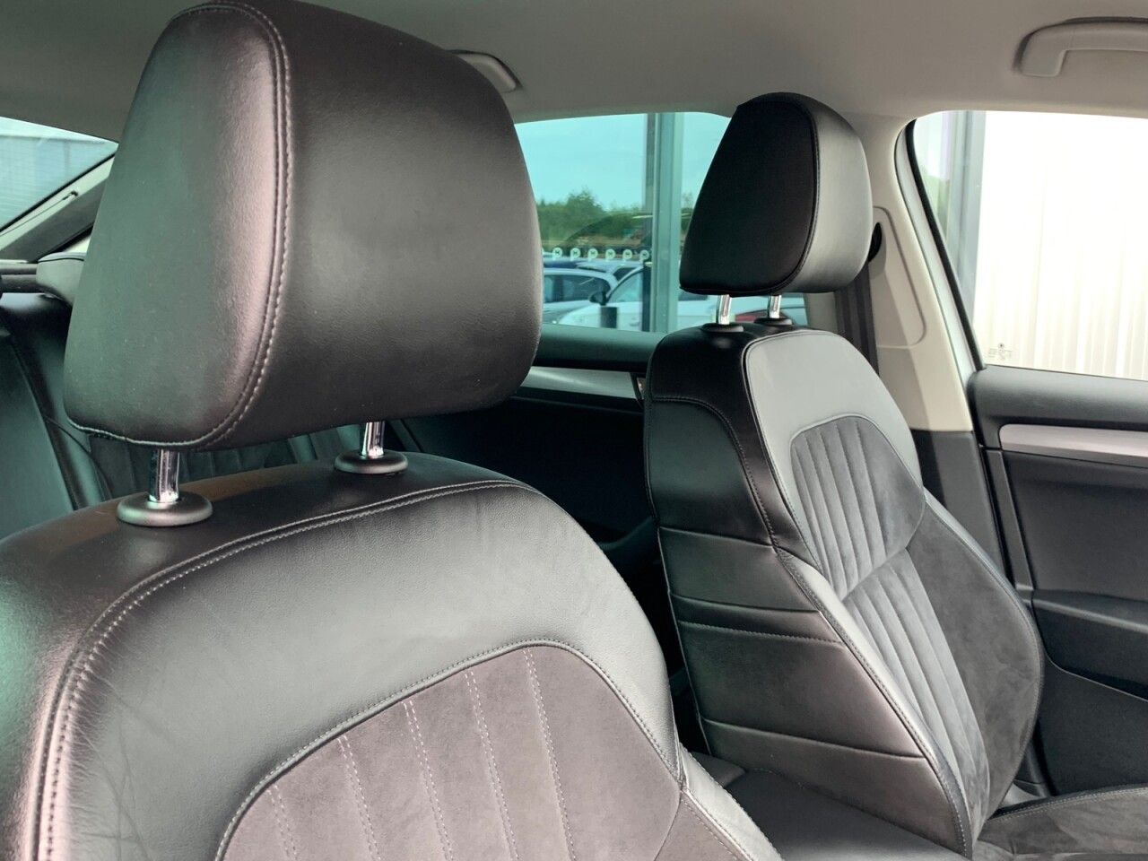 Used Skoda Superb 2017 for sale - 76700915: Photo 65