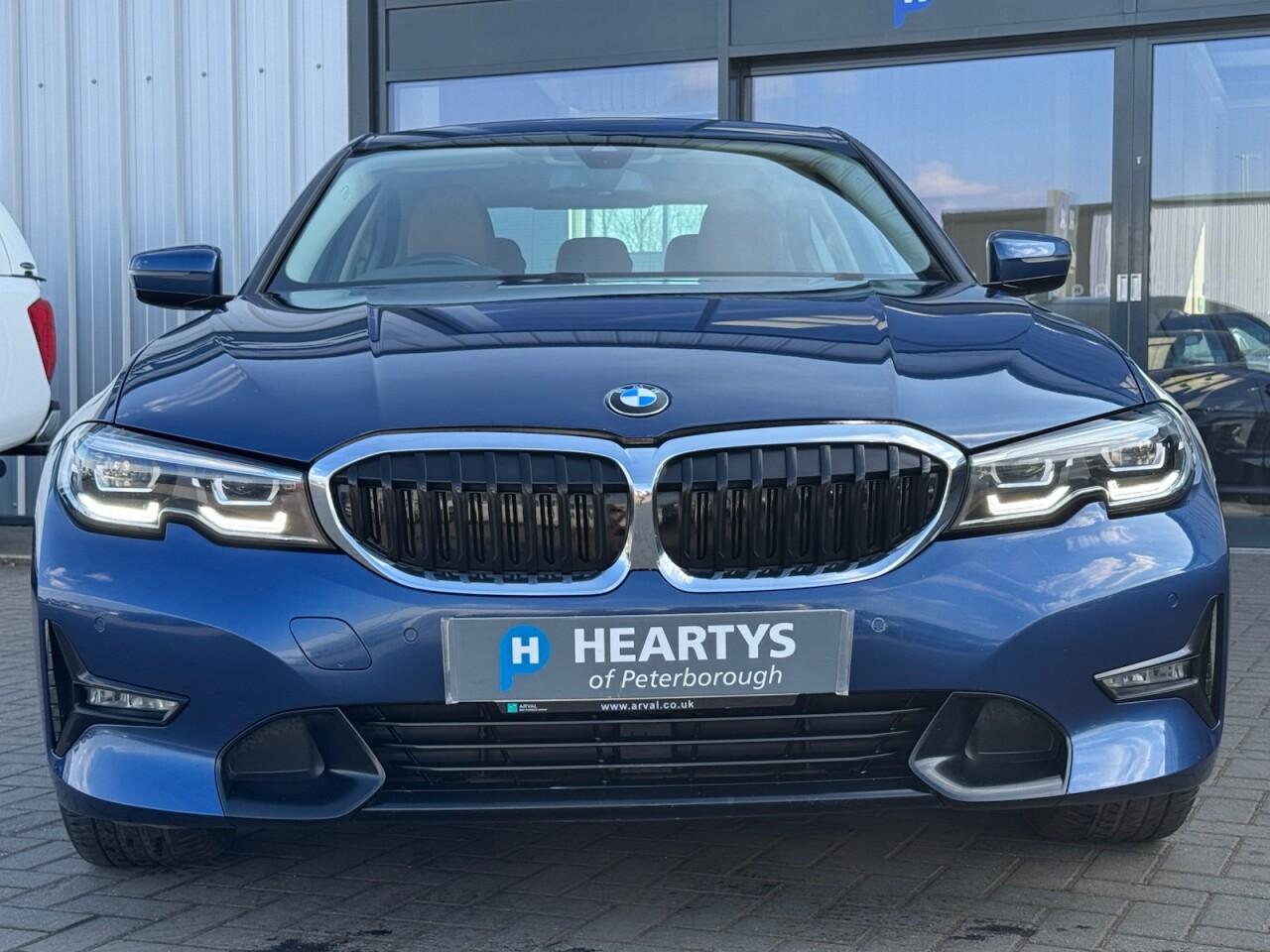 Used BMW 3 Series for sale - 76702057: Photo 2