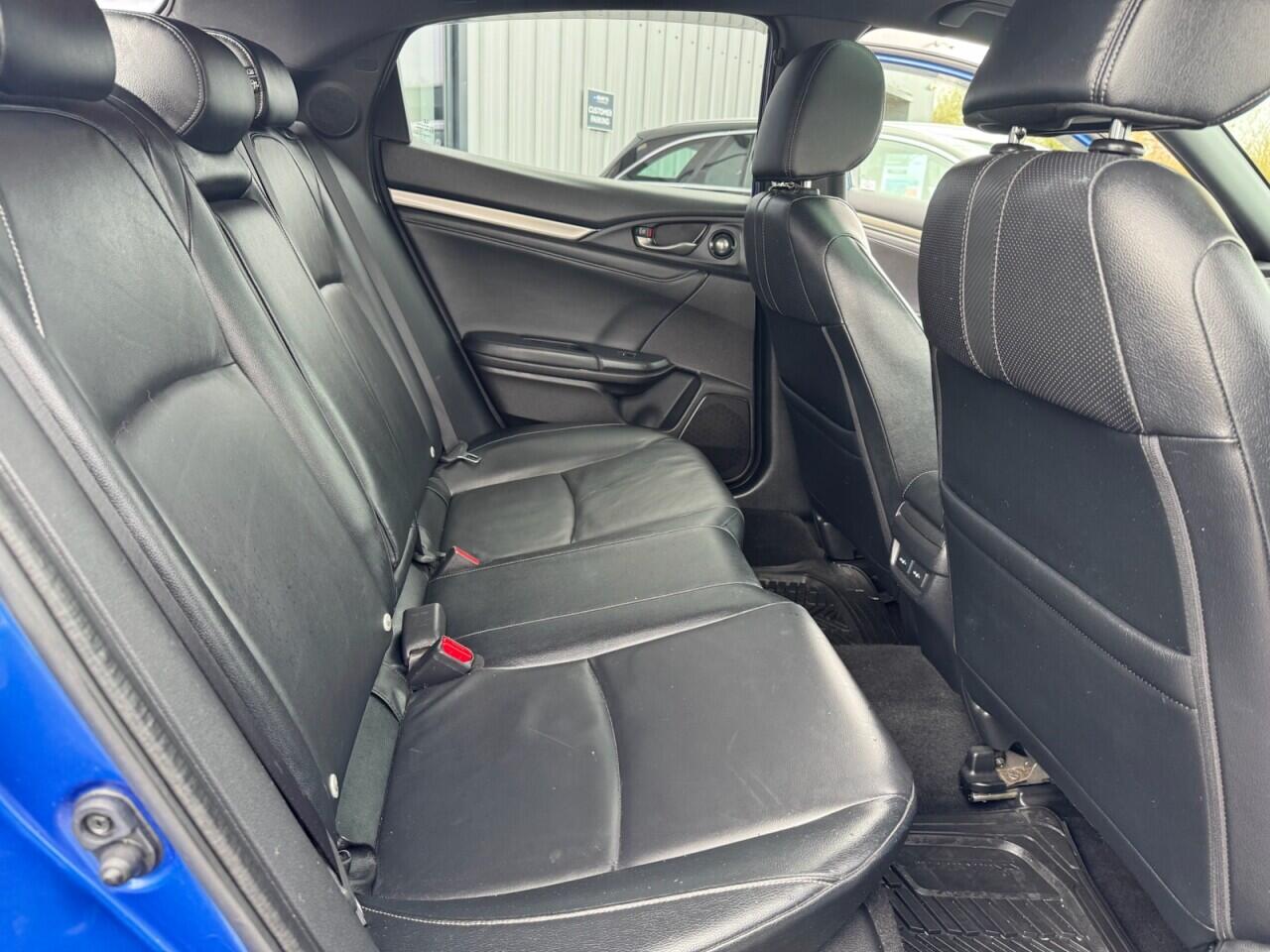 Used Honda Civic 2019 for sale - 77598774: Photo 42