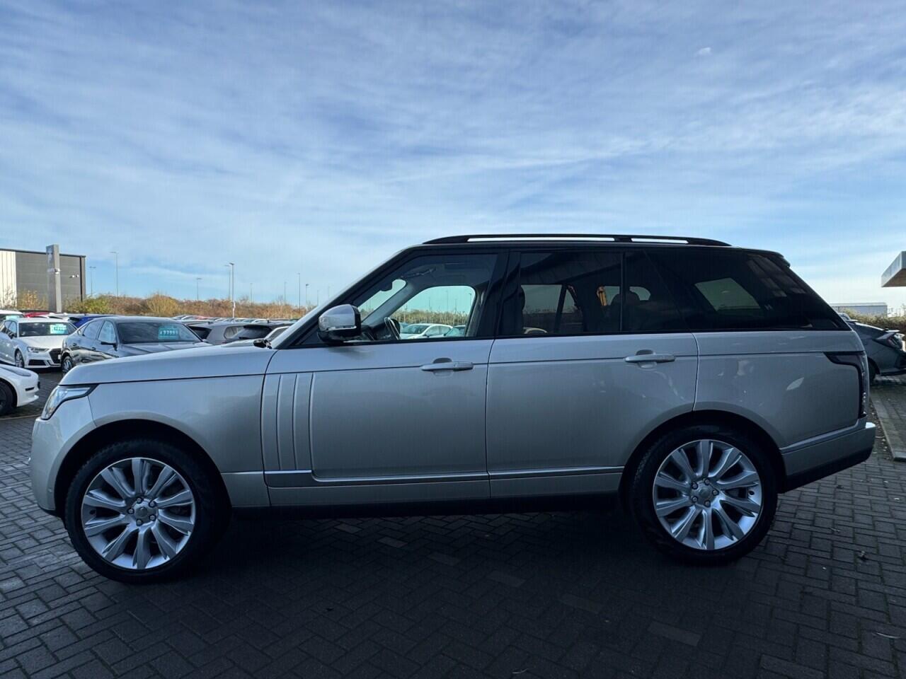Used Land Rover Range Rover 2014 for sale - 76701739: Photo 10