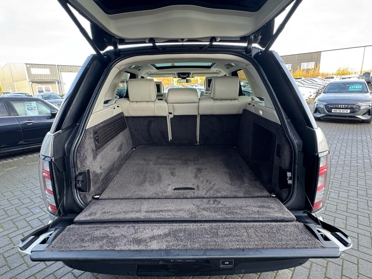 Used Land Rover Range Rover 2014 for sale - 76701739: Photo 34