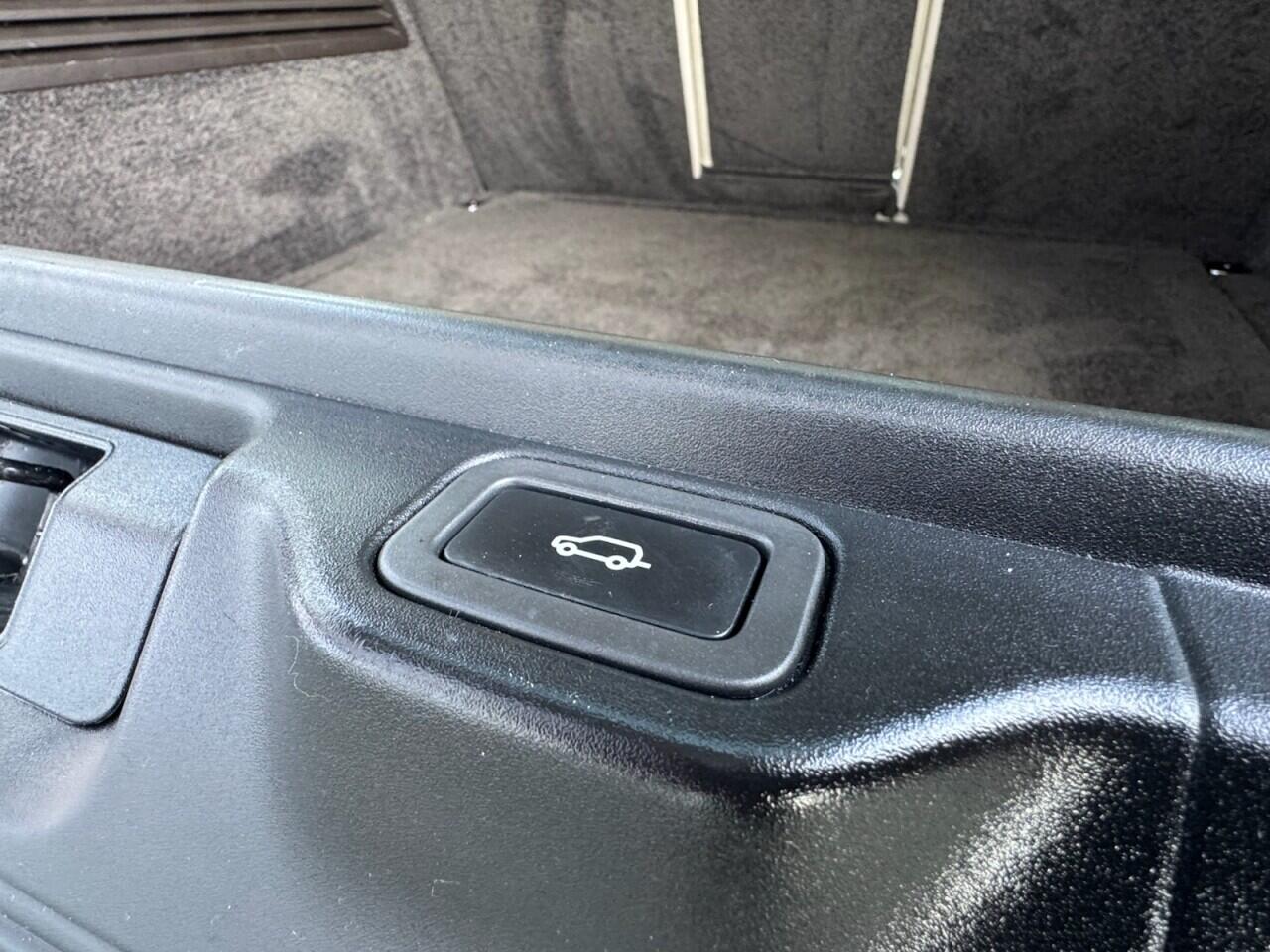 Used Land Rover Range Rover 2014 for sale - 76701739: Photo 44