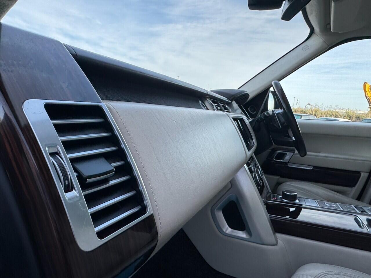 Used Land Rover Range Rover 2014 for sale - 76701739: Photo 60